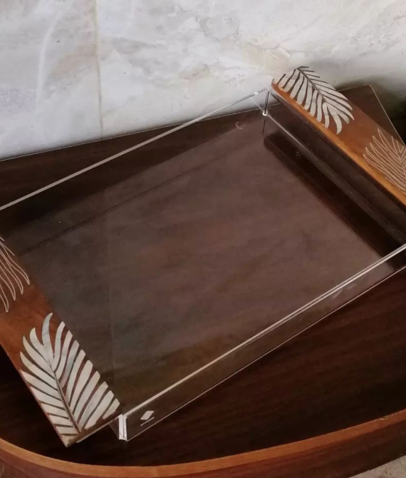 صينية تقديم لؤلؤية أنيقة